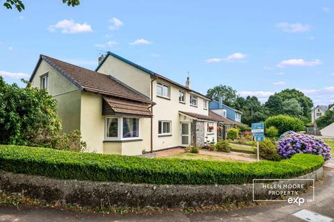 4 bed property, in Sanderspool Cross, £360,000