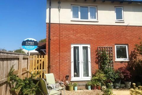1 bed property, in Fulford Way, £189,950