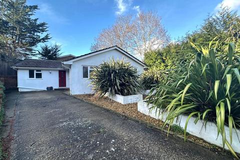 4 bed property, in Westfield Rise, £459,950