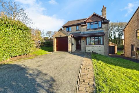 4 bed property, in Cheriton Drive, £400,000
