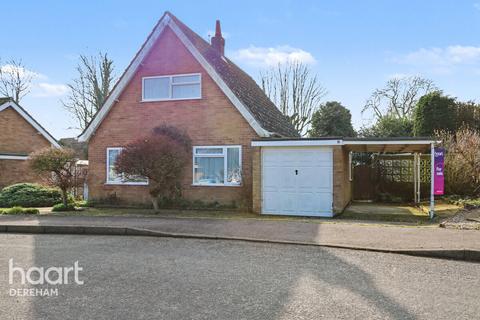 3 bed property, in Larch Grove, £250,000