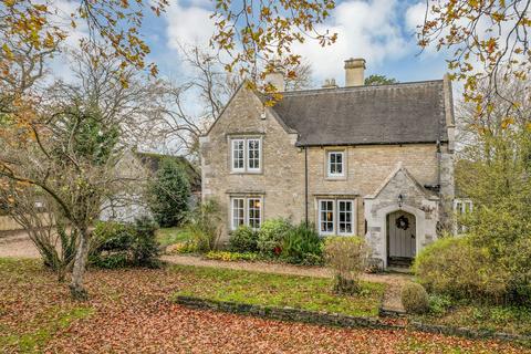 4 bed property, in Church Lane, £600,000