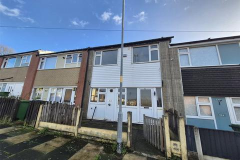 3 bed property, in Smithy Grove, £90,000