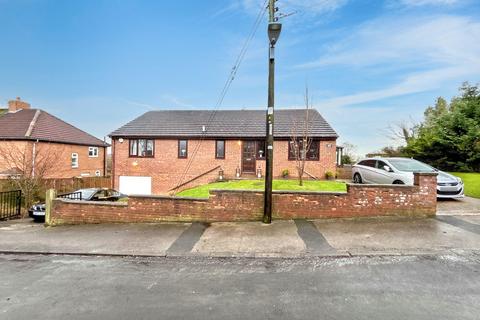 3 bed property, in Braunespath Estate, £368,500
