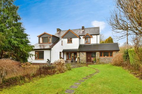 4 bed property, in Station Road, £580,000