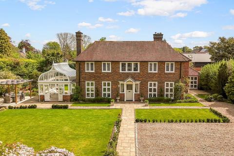 5 bed property, in Oakway, £2,100,000