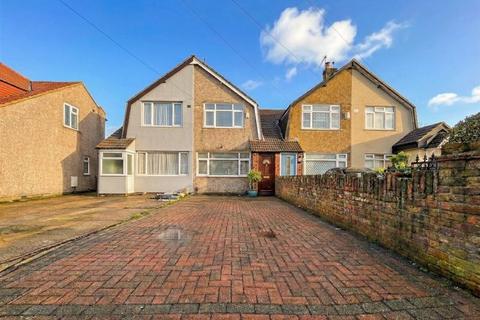 2 bed property, in Repton Avenue, £430,000