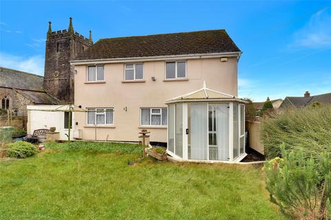 3 bed property, in Ashreigney, £225,000