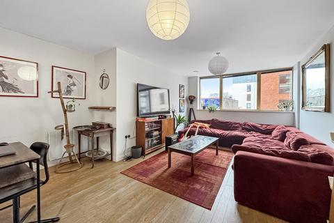 3 bed property, in Portland Heights, £280,000