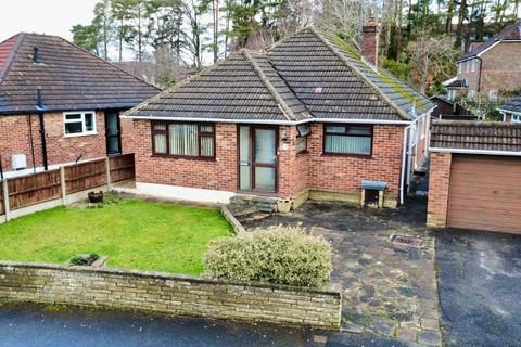 3 bed property, in Andrews Close, £575,000