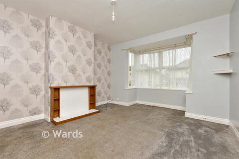 3 bed property, in Charles Road, £250,000