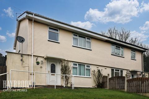 3 bed property, in Brierley Road, £180,000