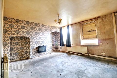 3 bed property, in Ilkley Road, £99,995