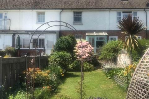 2 bed property, in Crofton Lane, £450,000