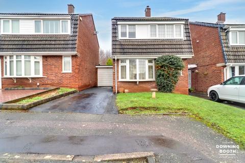 3 bed property, in St. Marys Road, £285,000