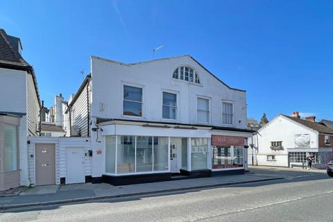 4 bed property, in 30 & 30A High Street, £500,000