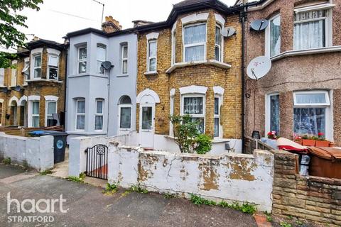 5 bed property, in Thorpe Road, £700,000