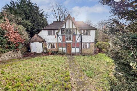 3 bed property, in South Croydon CR0, £650,000