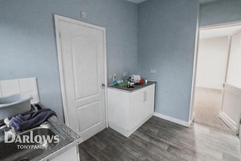 4 bed property, in Tyntyla Road, £145,000