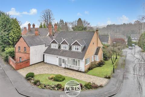4 bed property, in Tudor Hill, £825,000