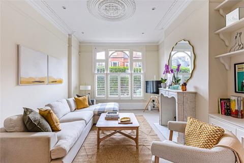 3 bed property, in Bovingdon Road, £1,850,000