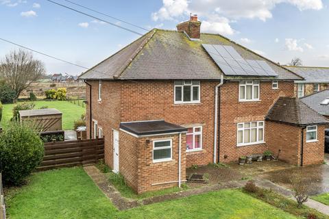 3 bed property, in Pagham Road, £350,000