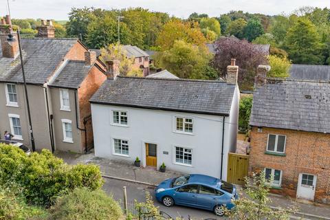 3 bed property, in London Road, £650,000