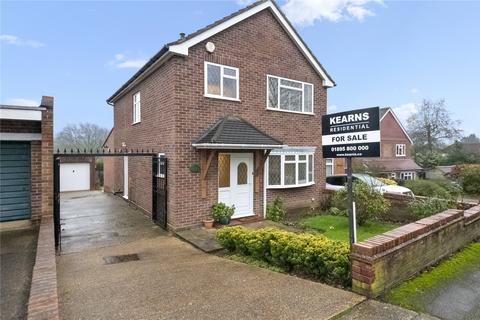 3 bed property, in Church Hill, £735,000