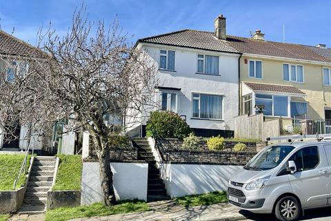 3 bed property, in Efford, £190,000