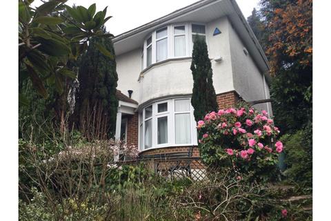 3 bed property, in Eaton Road, £1,040,000