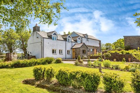 3 bed property, in Pant Glas Road, £635,000