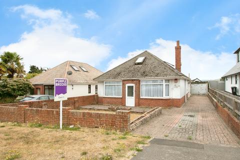 5 bed property, in Napier Road, £500,000