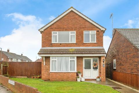 3 bed property, in Humber Doucy Lane, £400,000
