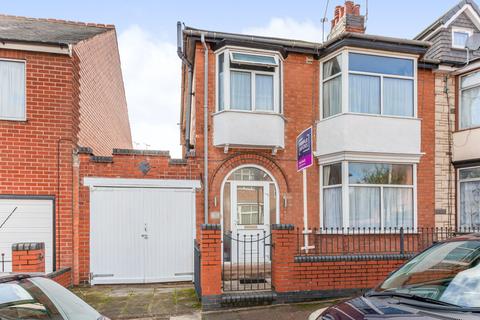 3 bed property, in Baslow Road, £375,000