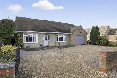 4 bed property, in Broadgate Lane, £460,000