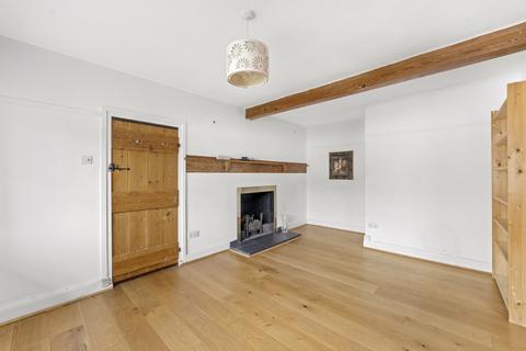 2 bed property, in Waterlow Court, £350,000