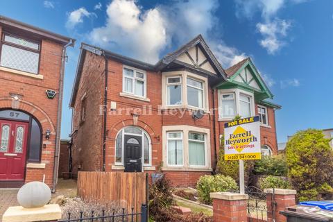3 bed property, in Salisbury Road, £139,999