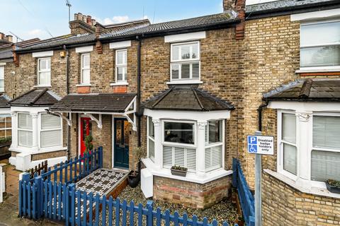 2 bed property, in Albany Road, £600,000