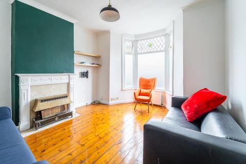 5 bed property, in Elthorne Road N19, £1,250,000