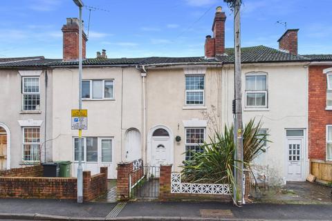 3 bed property, in Chestnut Street, £180,000