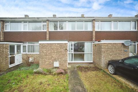 3 bed property, in Laburnum Road, £175,000