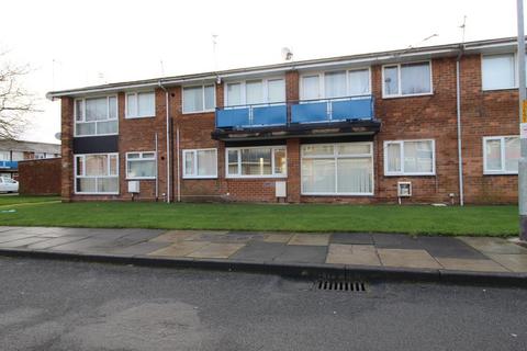 1 bed property, in Kearsley Close, £45,000