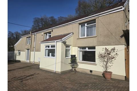 3 bed property, in Dan-y-Twyn, £285,000