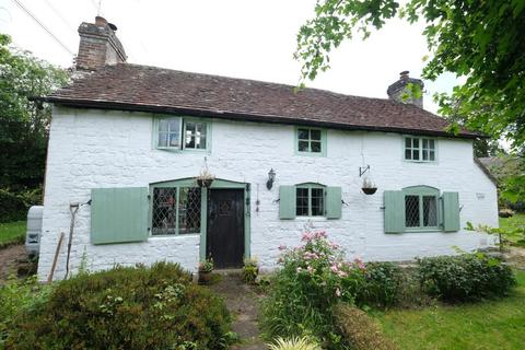 3 bed property, in Kirdford Road, £565,000