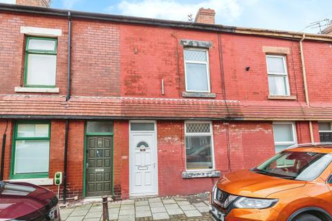 3 bed property, in Hodder Avenue, £60,000