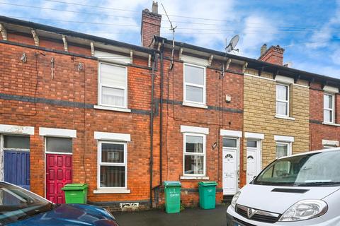 2 bed property, in Cairo Street, £130,000