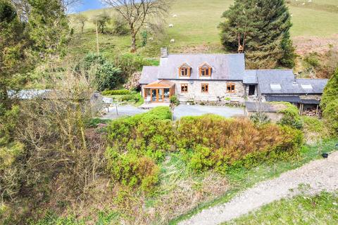 3 bed property, in Llangurig, £625,000