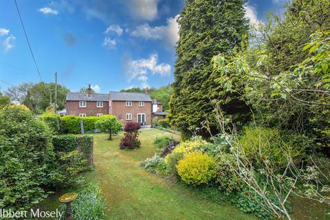 5 bed property, in Nightingale Lane, £1,100,000