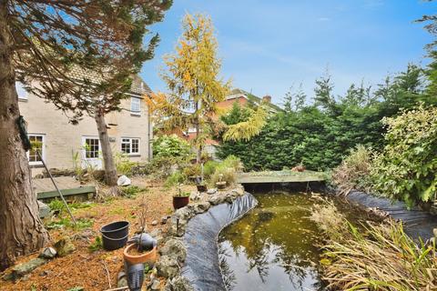 3 bed property, in Tintern, £350,000