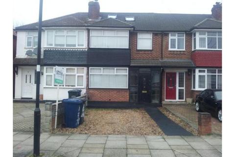 4 bed property, in Jubilee Road, £600,000
